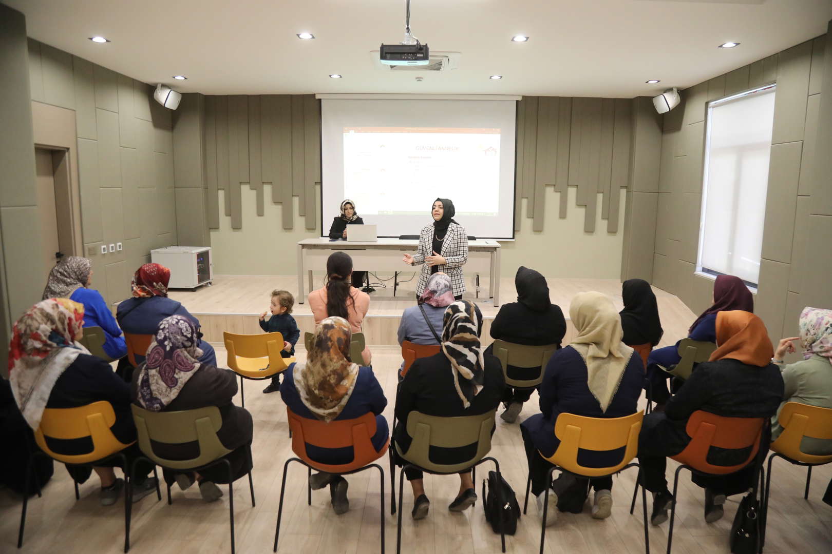 AİLELER ÜNİVERSİTEDE PROJESİ